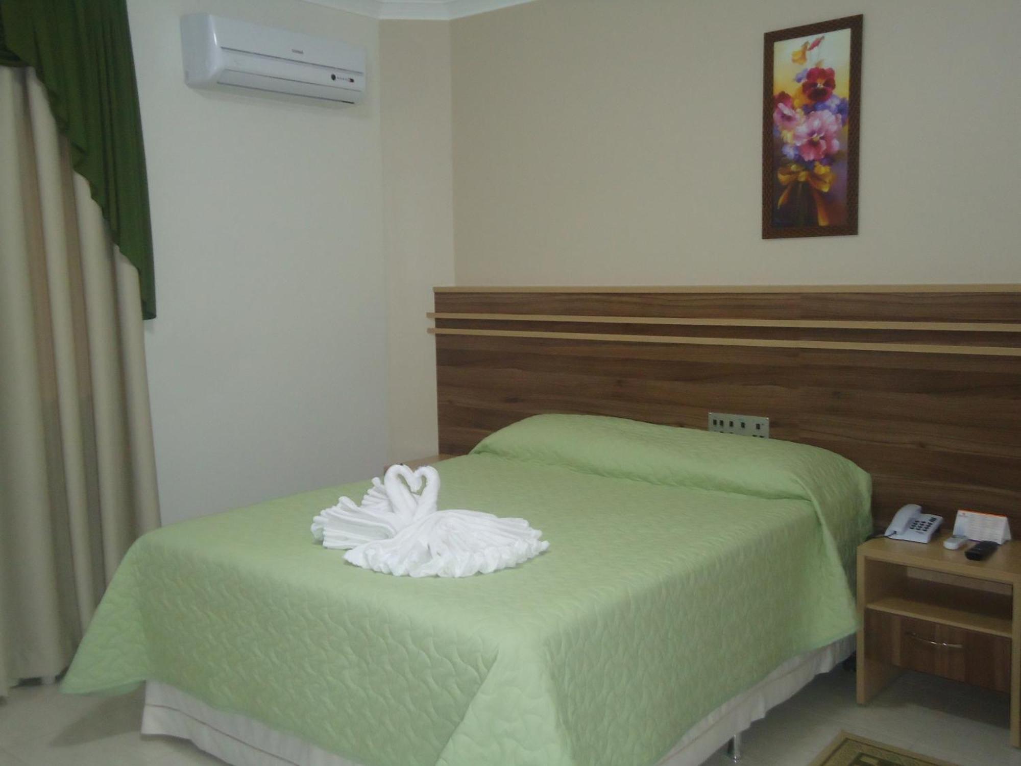 Hotel Dom Baroni Guarapuava Extérieur photo